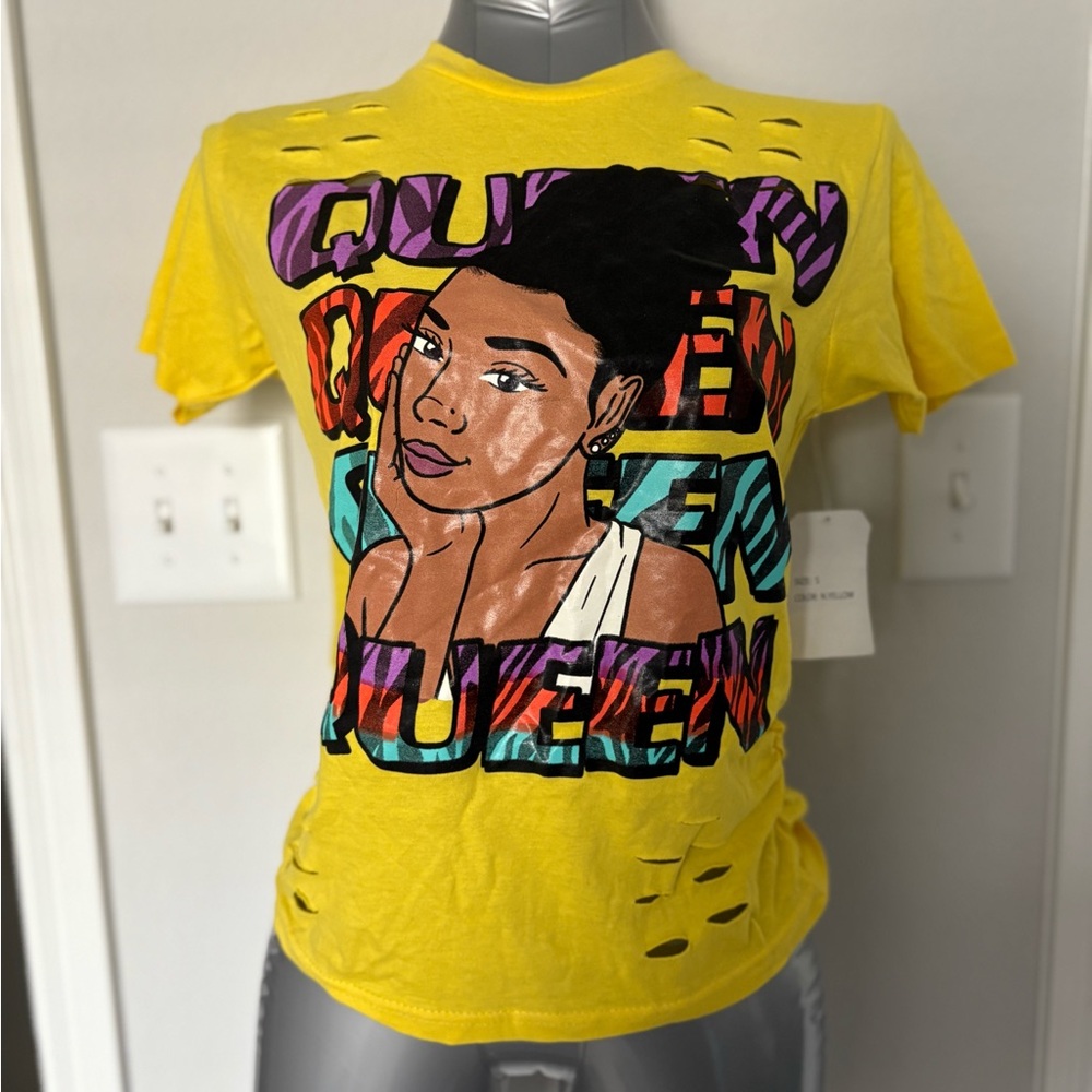 On Fire Queen Graphic Cut Out Tee in Yellow